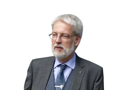 Prof. Dr.-Ing. Wilm F. Unckenbold lehrt an der PFH Göttingen, Hansecampus Stade