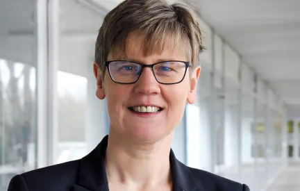 Professorin Dr. Antje-Britta Mörstedt£